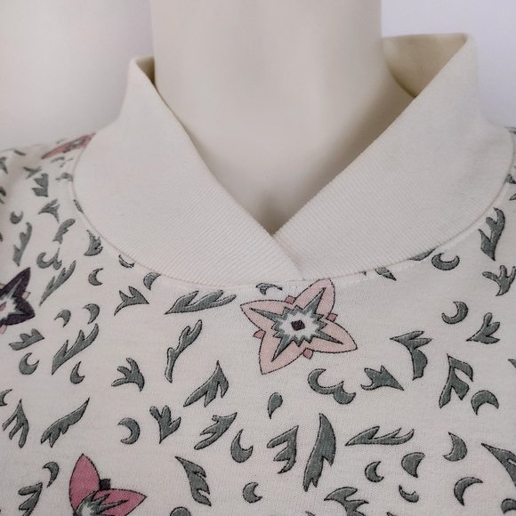 Vintage 1990s 62 East White Ditsy Print Mock Neck Knit Sweater - Picture 9 of 11